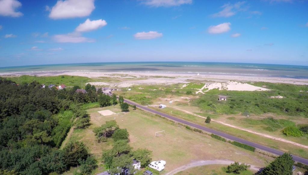 Camping Paradis Les Galets De La Molliere カイユー・シュル・メール エクステリア 写真