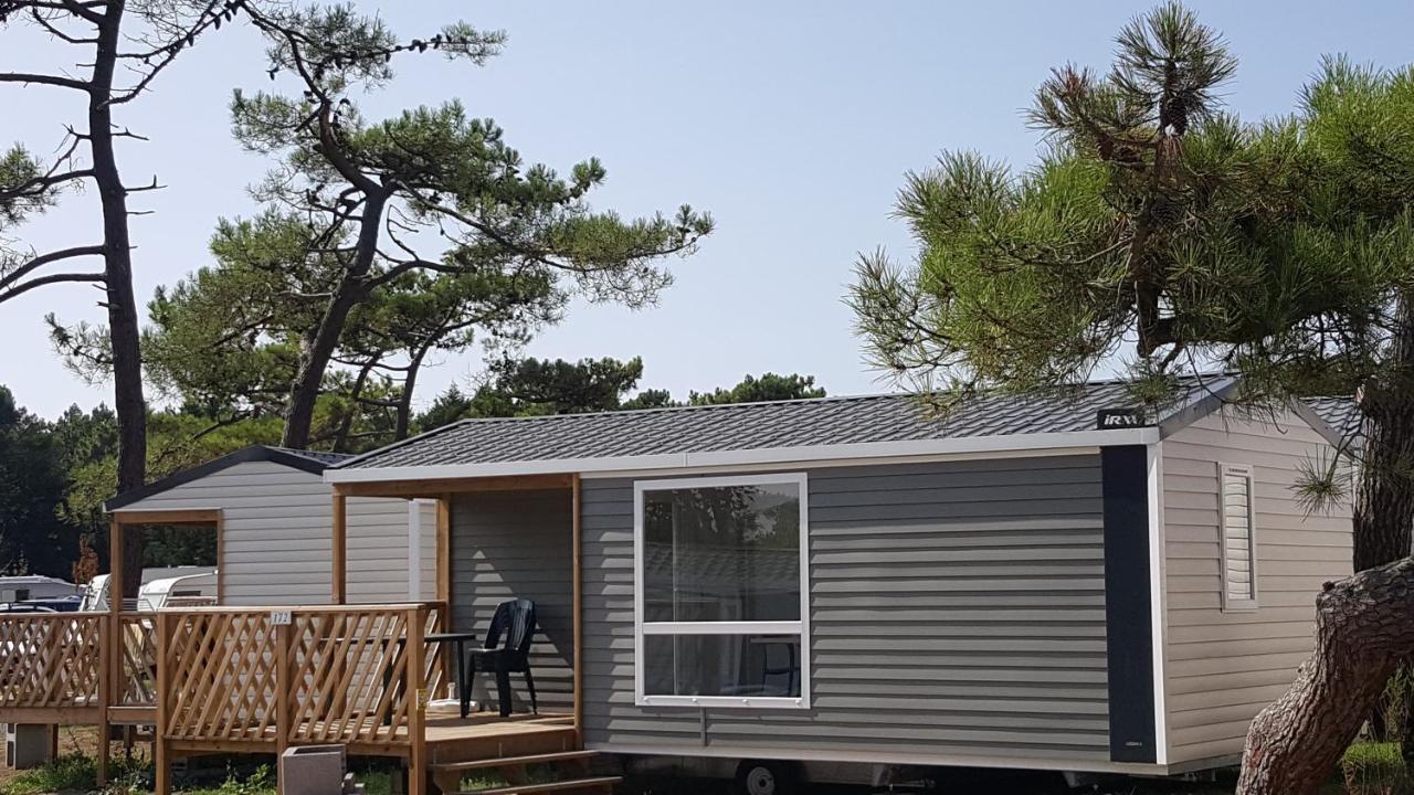 Camping Paradis Les Galets De La Molliere カイユー・シュル・メール エクステリア 写真